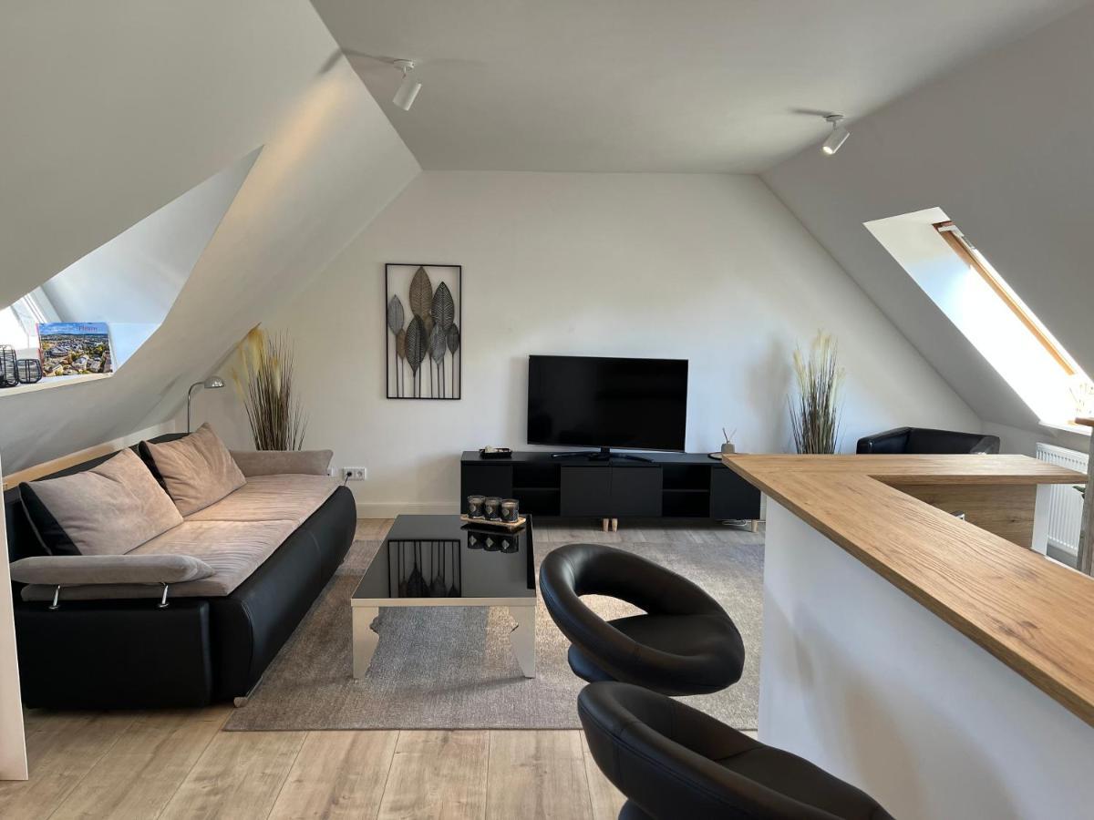 Attraktives Appartement Im Stadtzentrum Plauen Balkon Lift Buitenkant foto