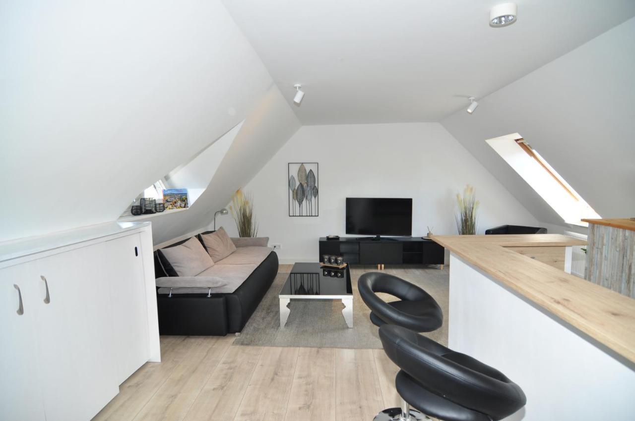 Attraktives Appartement Im Stadtzentrum Plauen Balkon Lift Buitenkant foto