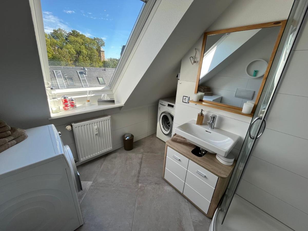 Attraktives Appartement Im Stadtzentrum Plauen Balkon Lift Buitenkant foto