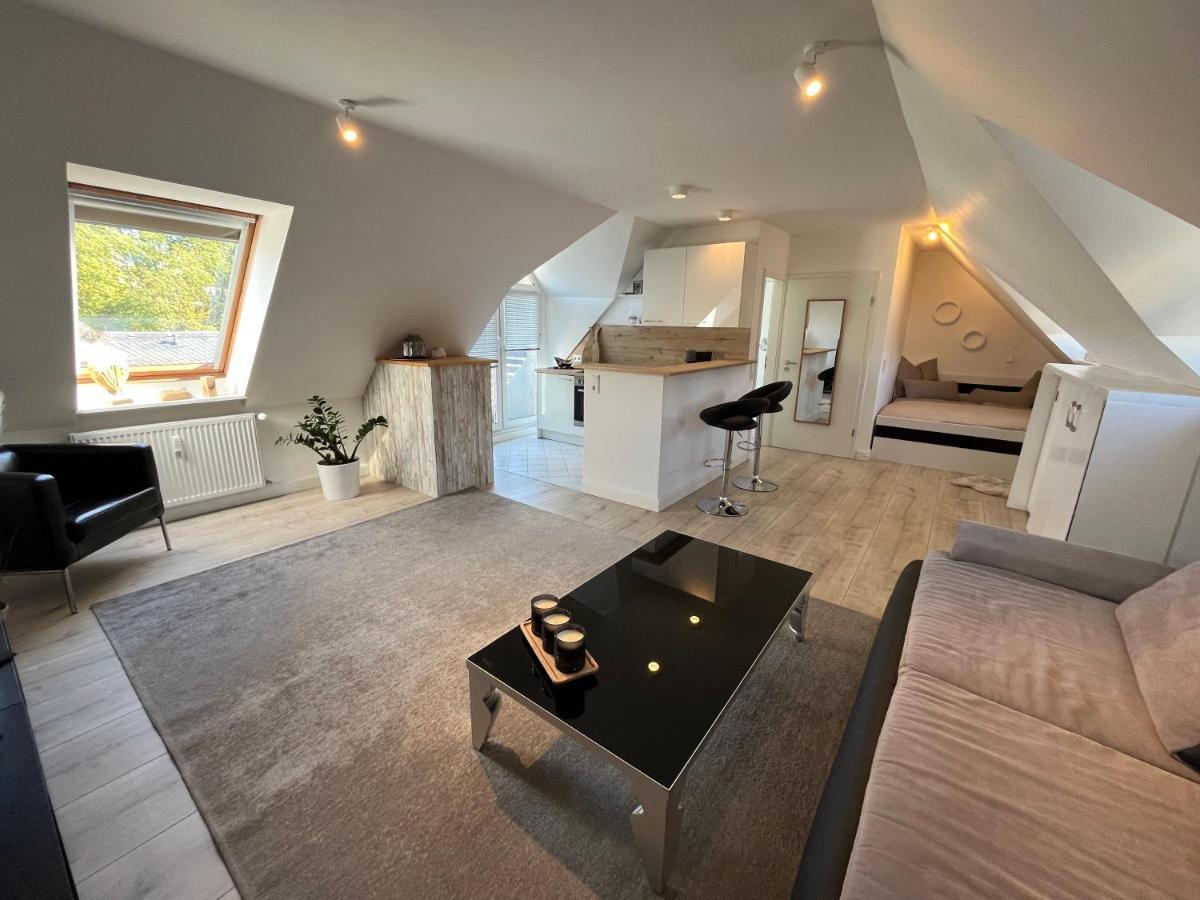 Attraktives Appartement Im Stadtzentrum Plauen Balkon Lift Buitenkant foto