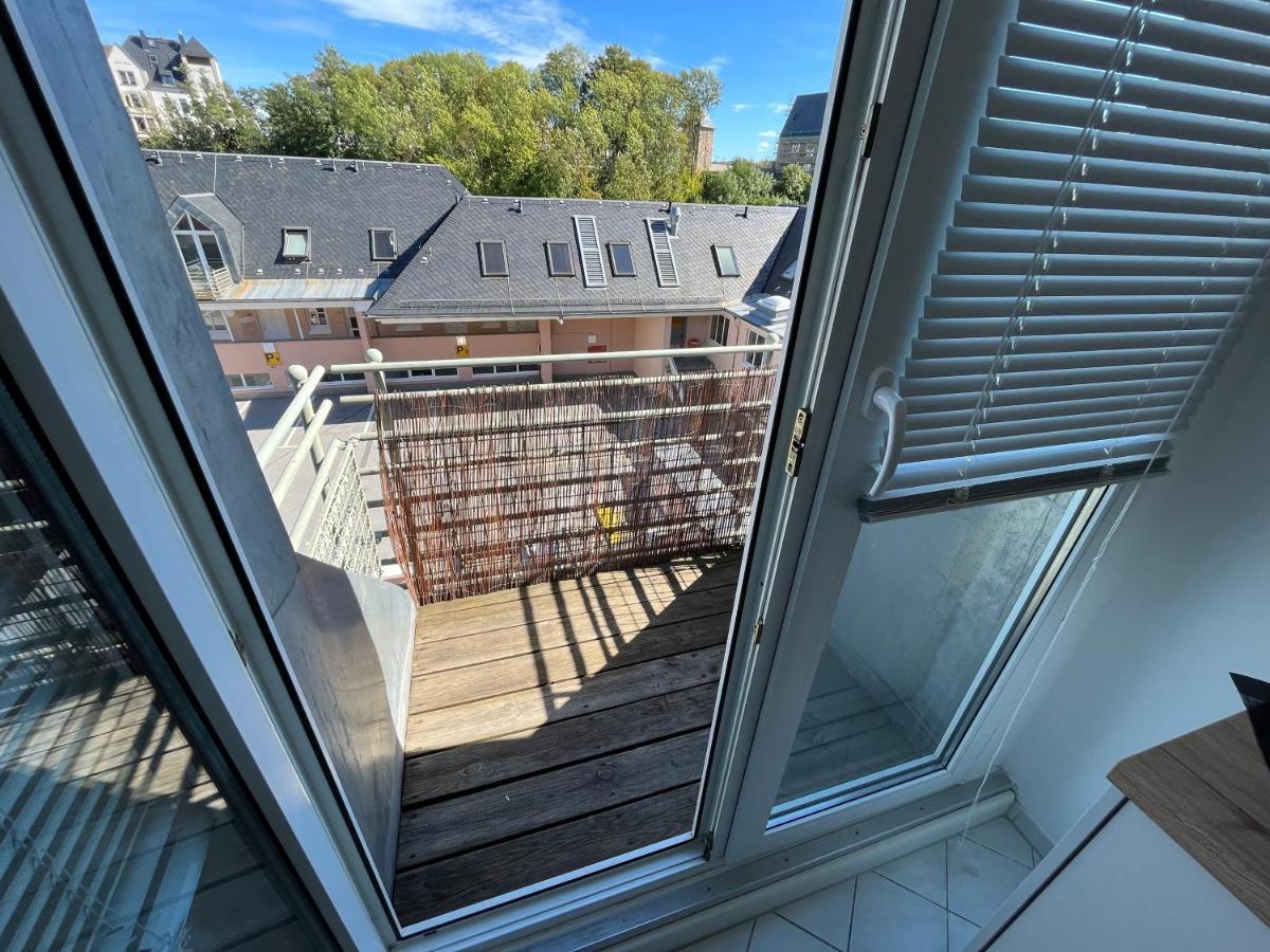 Attraktives Appartement Im Stadtzentrum Plauen Balkon Lift Buitenkant foto