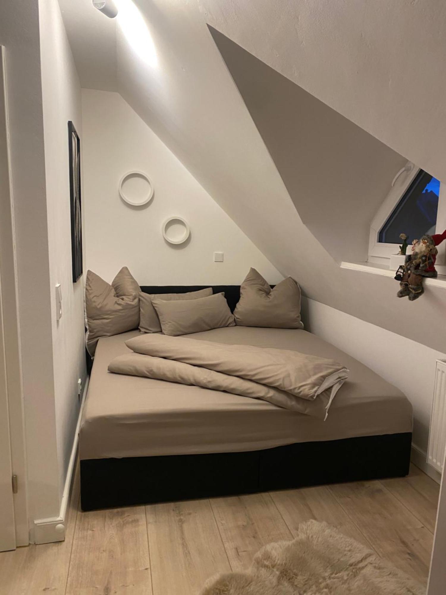 Attraktives Appartement Im Stadtzentrum Plauen Balkon Lift Buitenkant foto